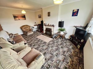 Lounge- click for photo gallery